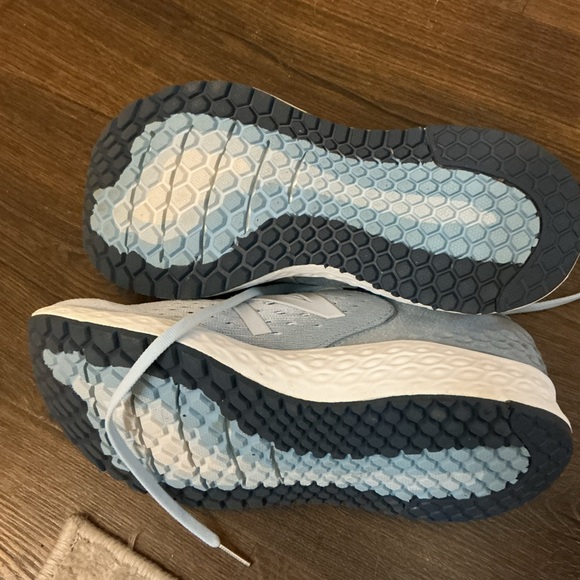 New Balance Fresh Foam 1080 v9 Running Shoes | Women’s 9.5 | Light Blue - Picture 10 of 14